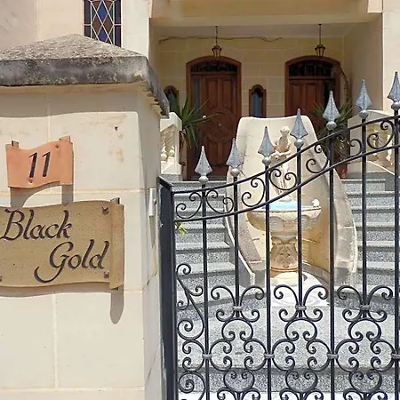 Black Gold Private Couette-café